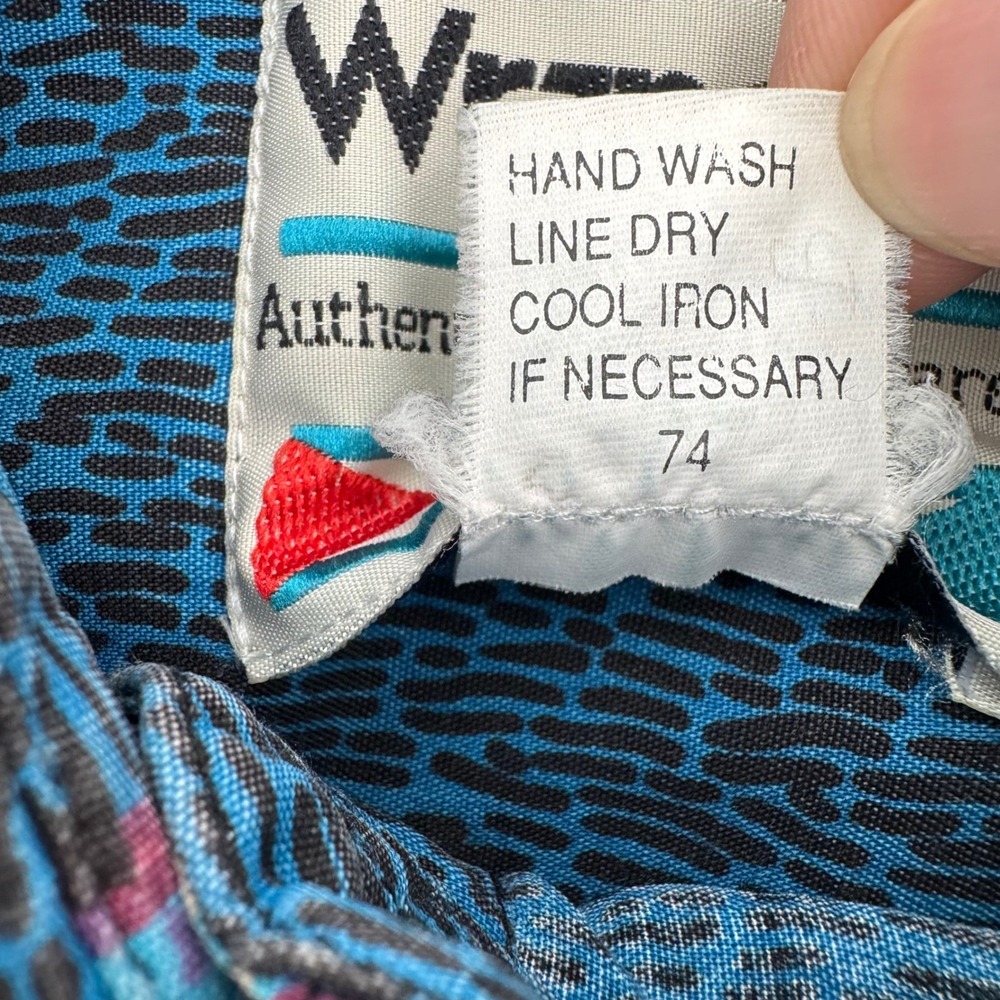 Vintage Wrangler Authentic Western Medium Teal Geometric Medallion Button Shirt - Picture 8 of 8